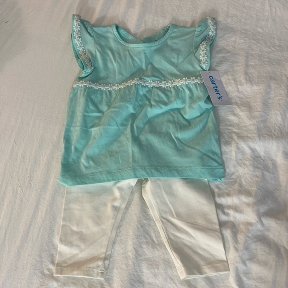 NWT Carter’s 2 piece 12m Top and leggings - Picture 1 of 10